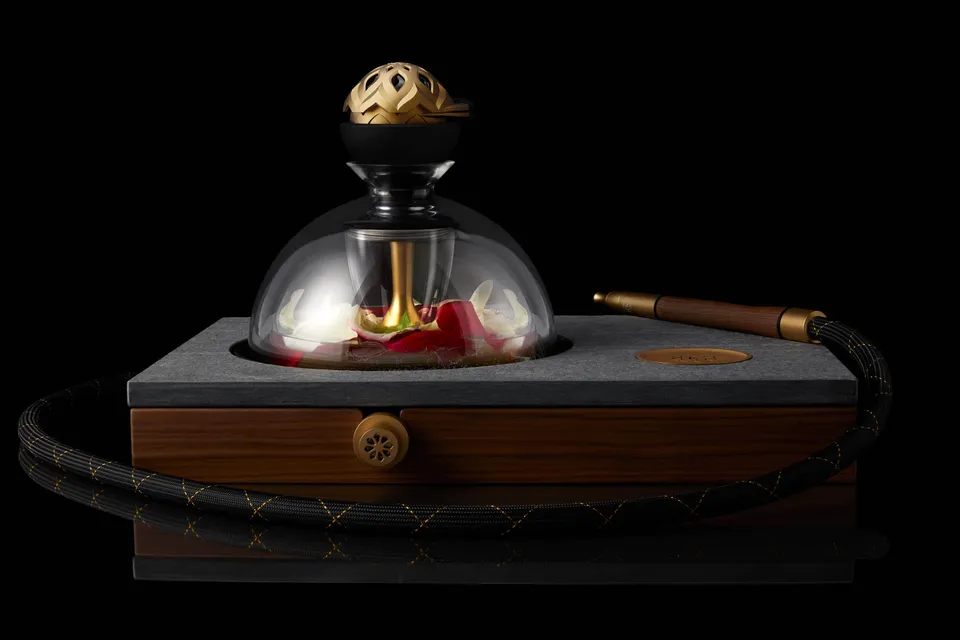 kaloud-krysalis-monarch-hayat-chicha-luxe-cristal-marbre image 1